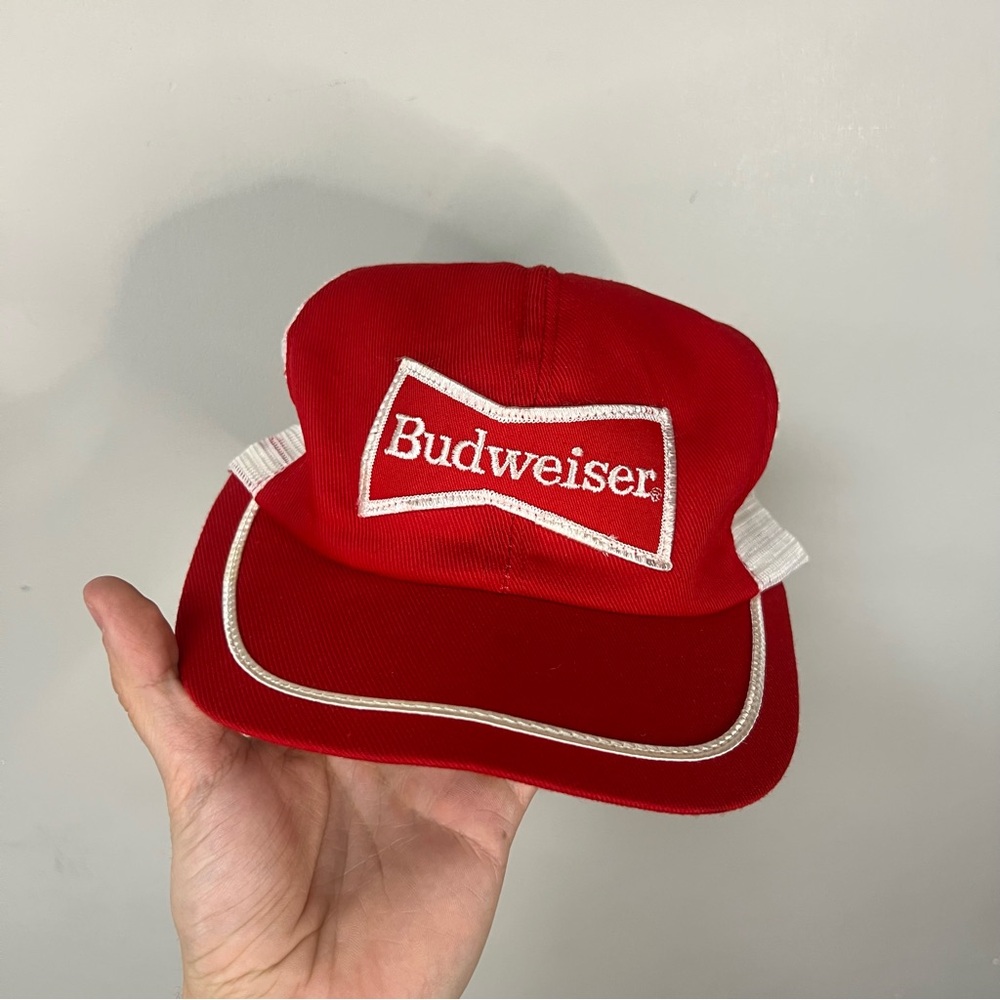 Vintage 80s Budweiser Trucker Hat